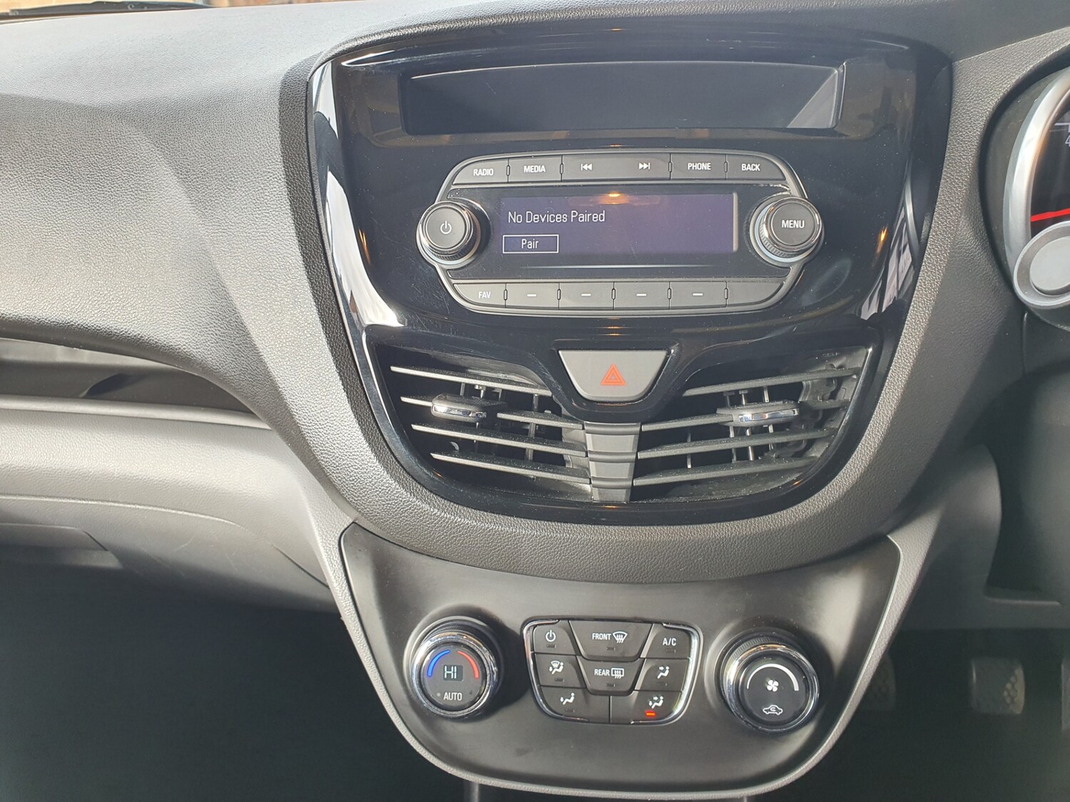 Used Vauxhall Viva 2015 for sale - 76280402: Photo 14