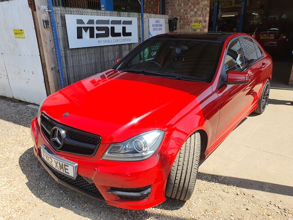 Used Mercedes-Benz C-Class 2012 for sale - 74939556: Photo 2