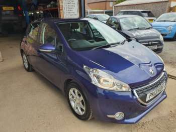Used Peugeot 208 2013 for sale - 74930026: Photo