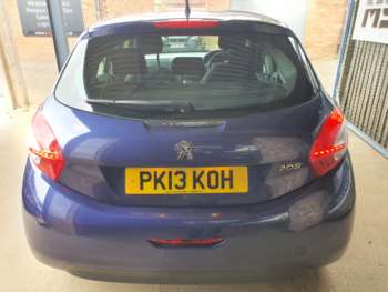 Used Peugeot 208 2013 for sale - 74930026: Photo