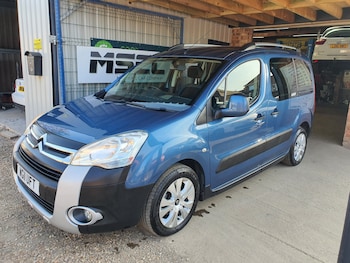 Used Citroen Berlingo 2011 for sale - 75661864: Photo