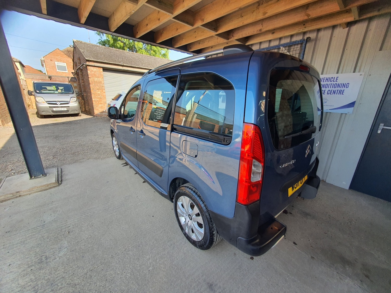 Vehicle 5