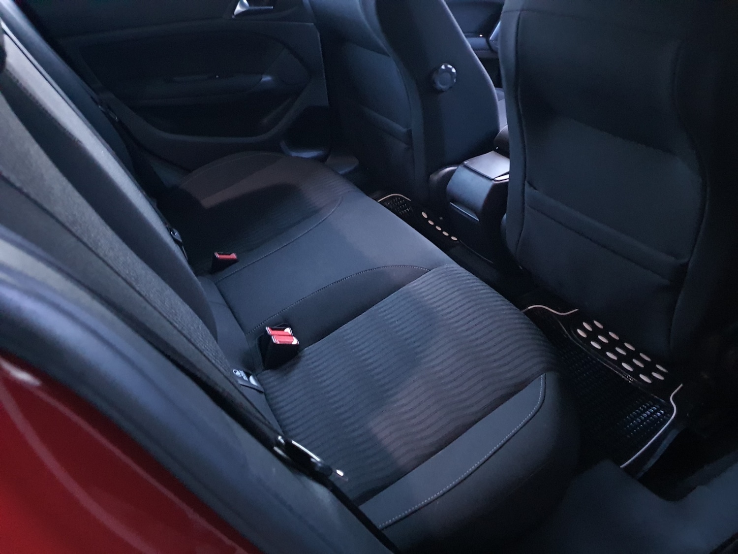 Used Peugeot 308 2014 for sale - 77024062: Photo 18