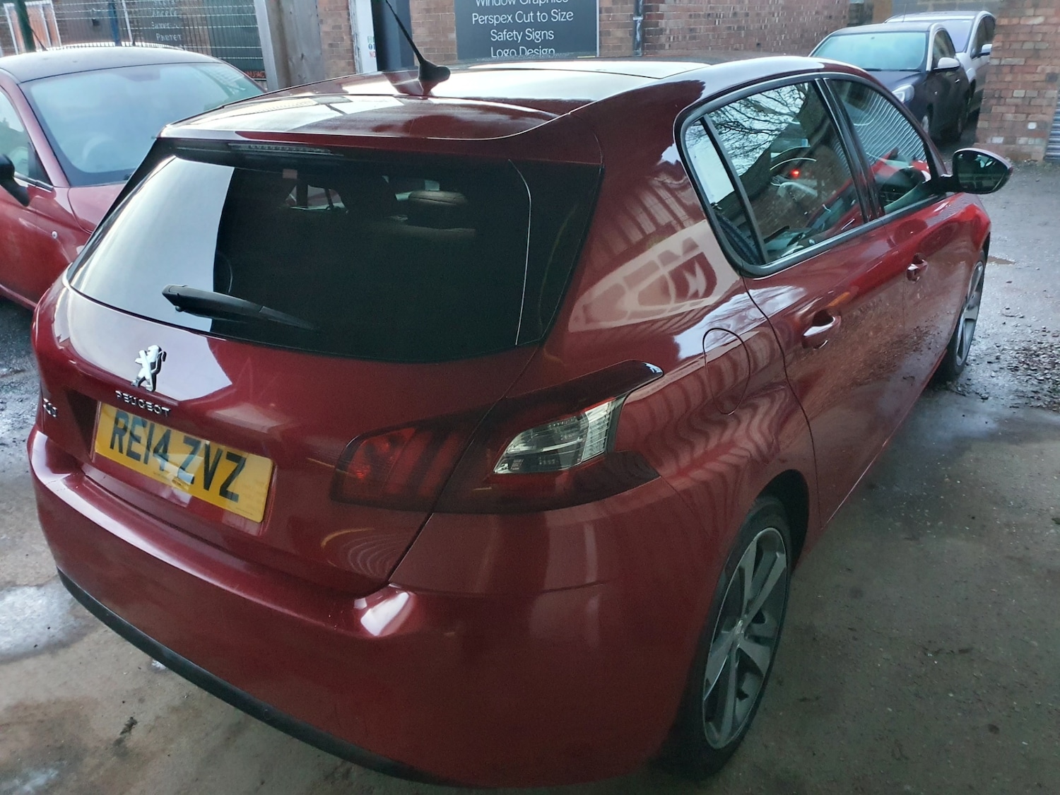 Used Peugeot 308 2014 for sale - 77024062: Photo 5