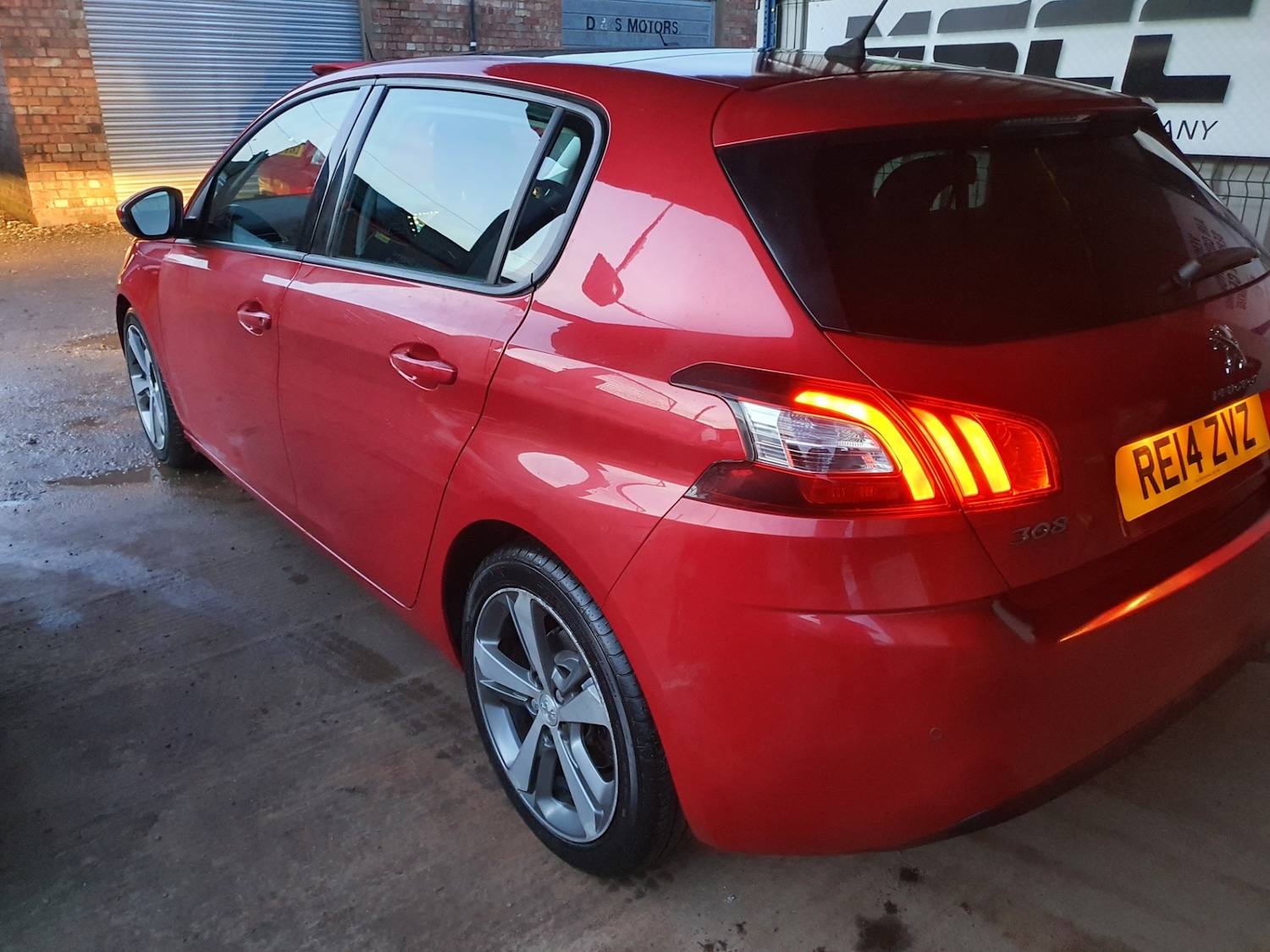 Used Peugeot 308 2014 for sale - 77024062: Photo 6