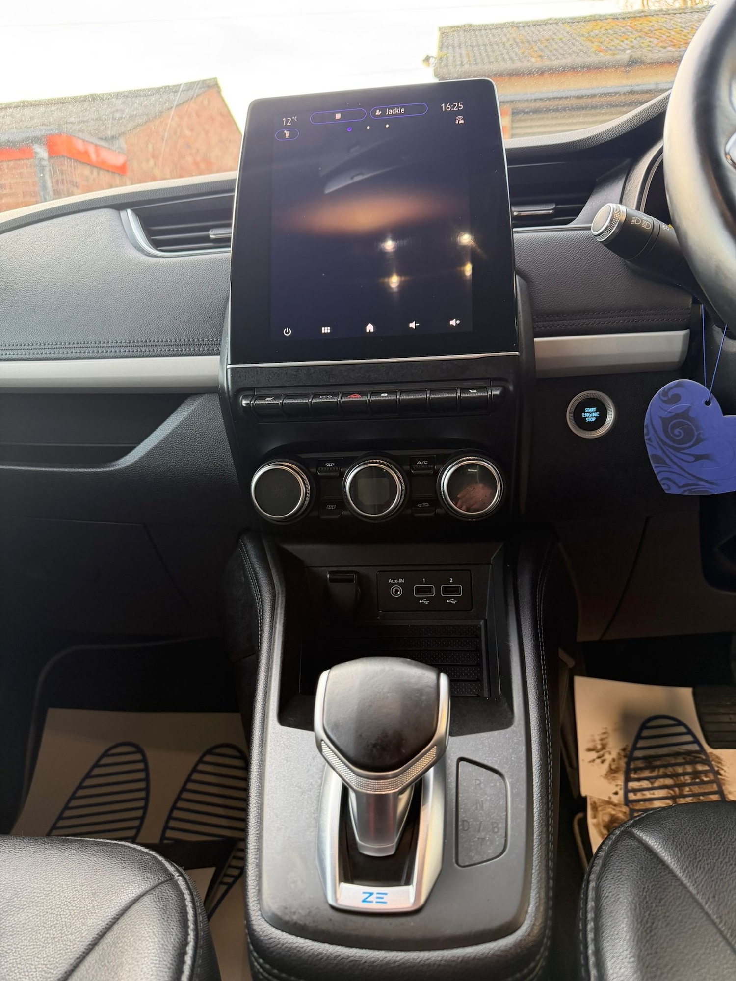 Used Renault Zoe 2022 for sale - 77666200: Photo 9