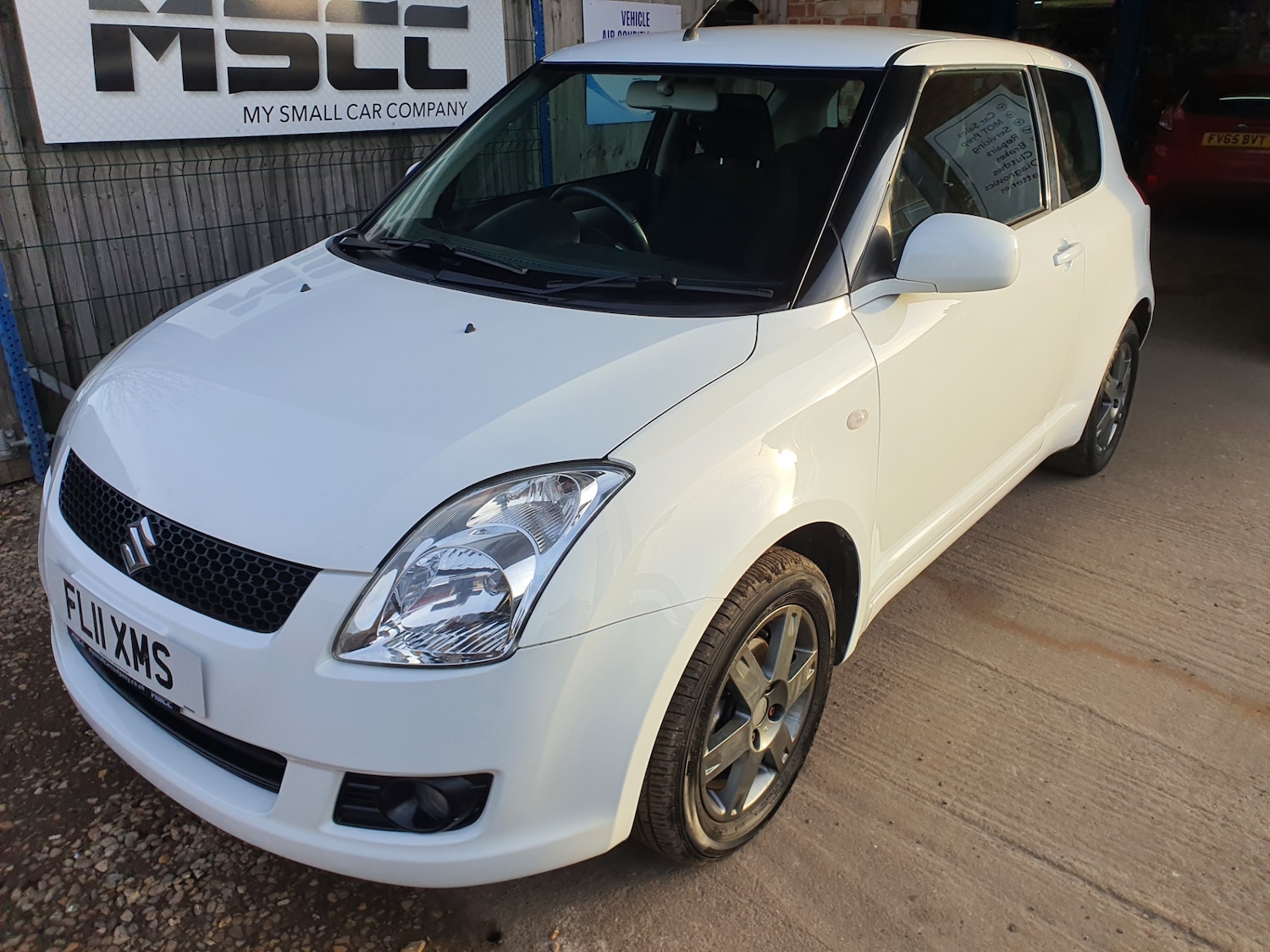 Used Suzuki Swift 2011 for sale - 76946754: Photo 13