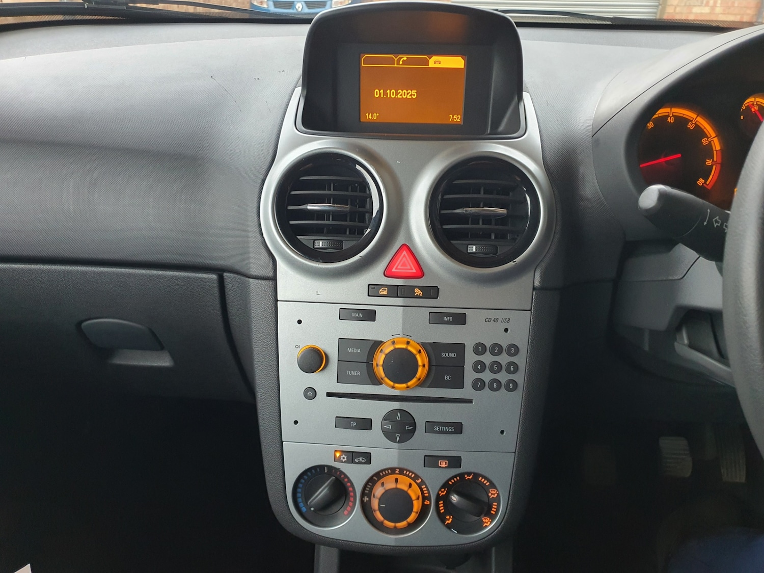 Used Vauxhall Corsa 2014 for sale - 76172486: Photo 12