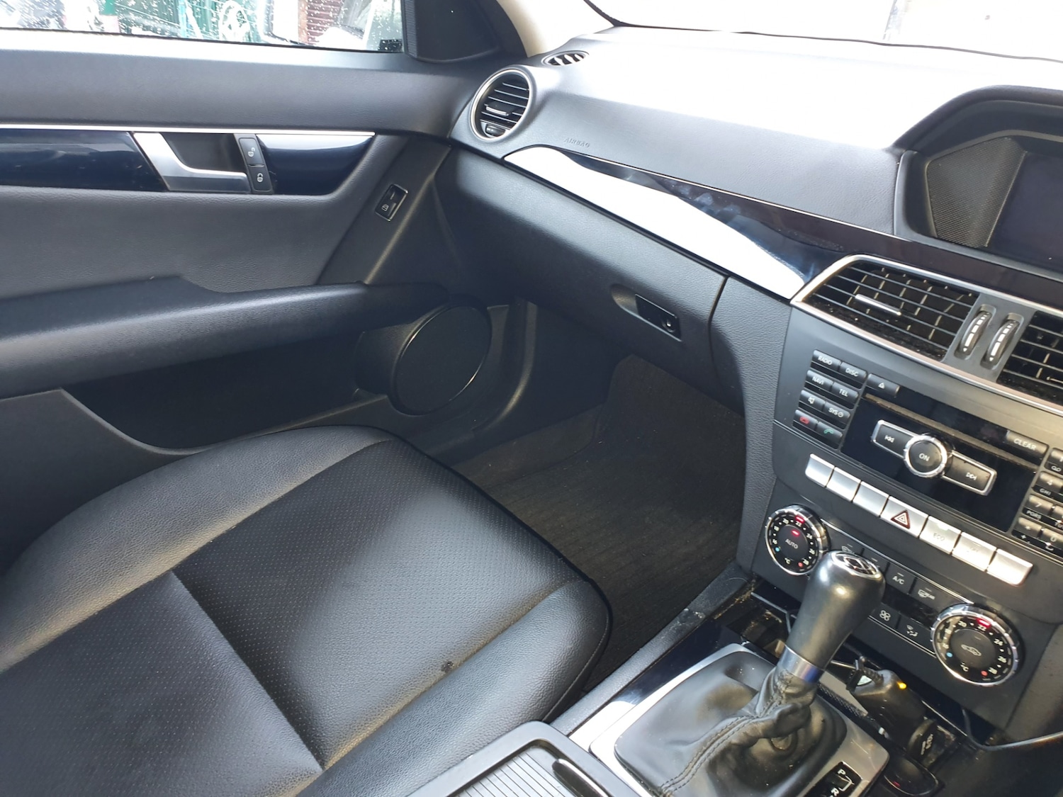 Used Mercedes-Benz C Class 2013 for sale - 76893175: Photo 13