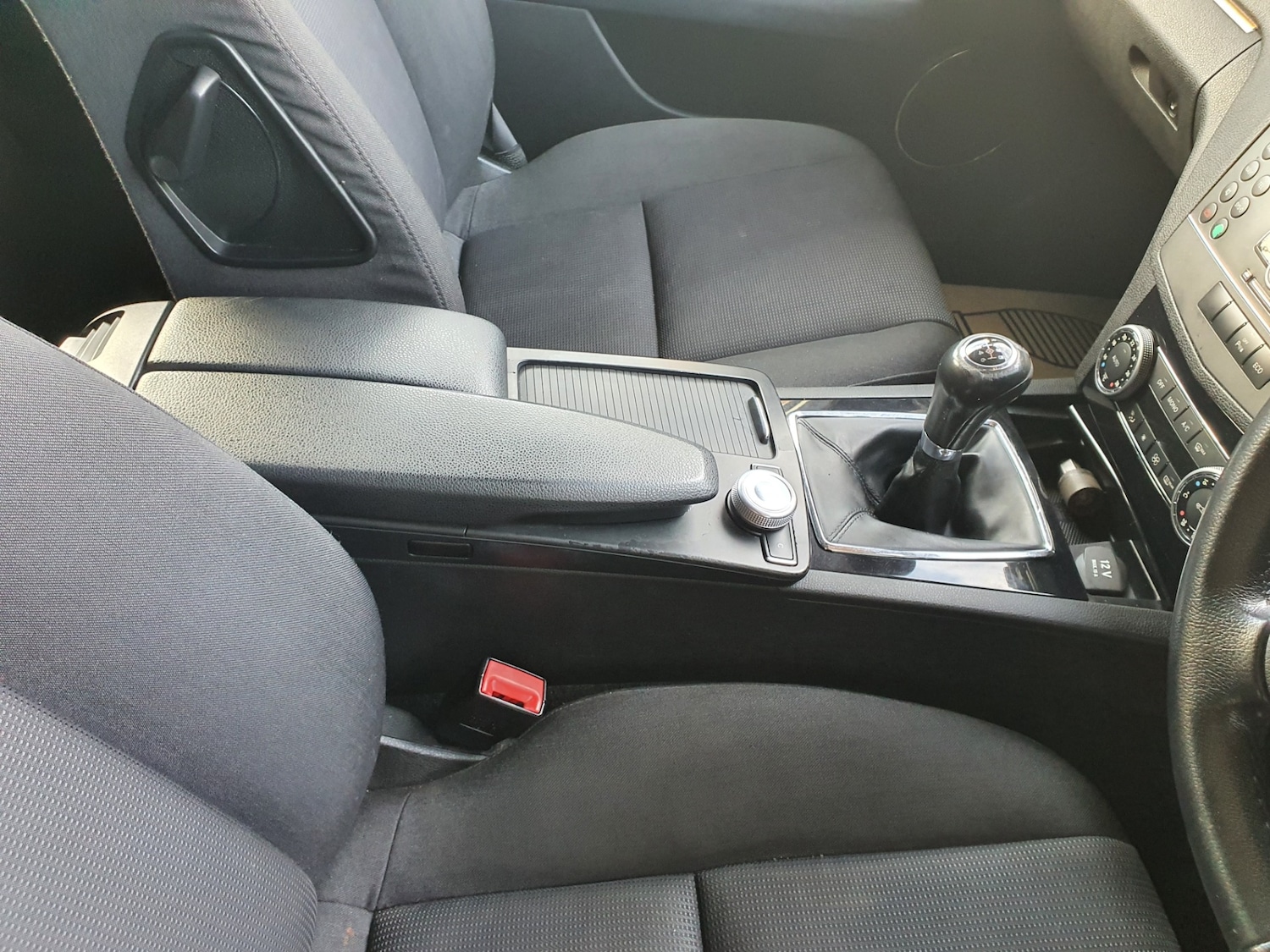 Used Mercedes-Benz C Class 2011 for sale - 77301008: Photo 17