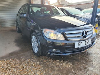 Used Mercedes-Benz C Class 2011 for sale - 77301008: Photo