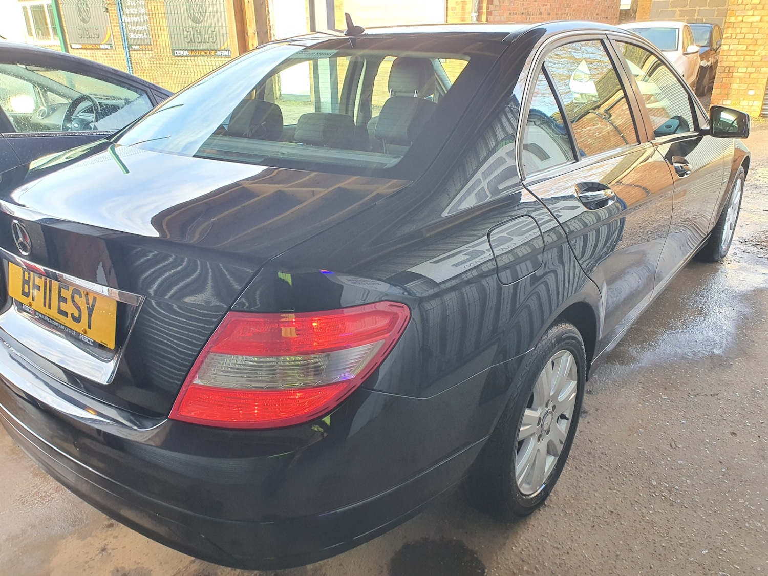 Used Mercedes-Benz C Class 2011 for sale - 77301008: Photo 6
