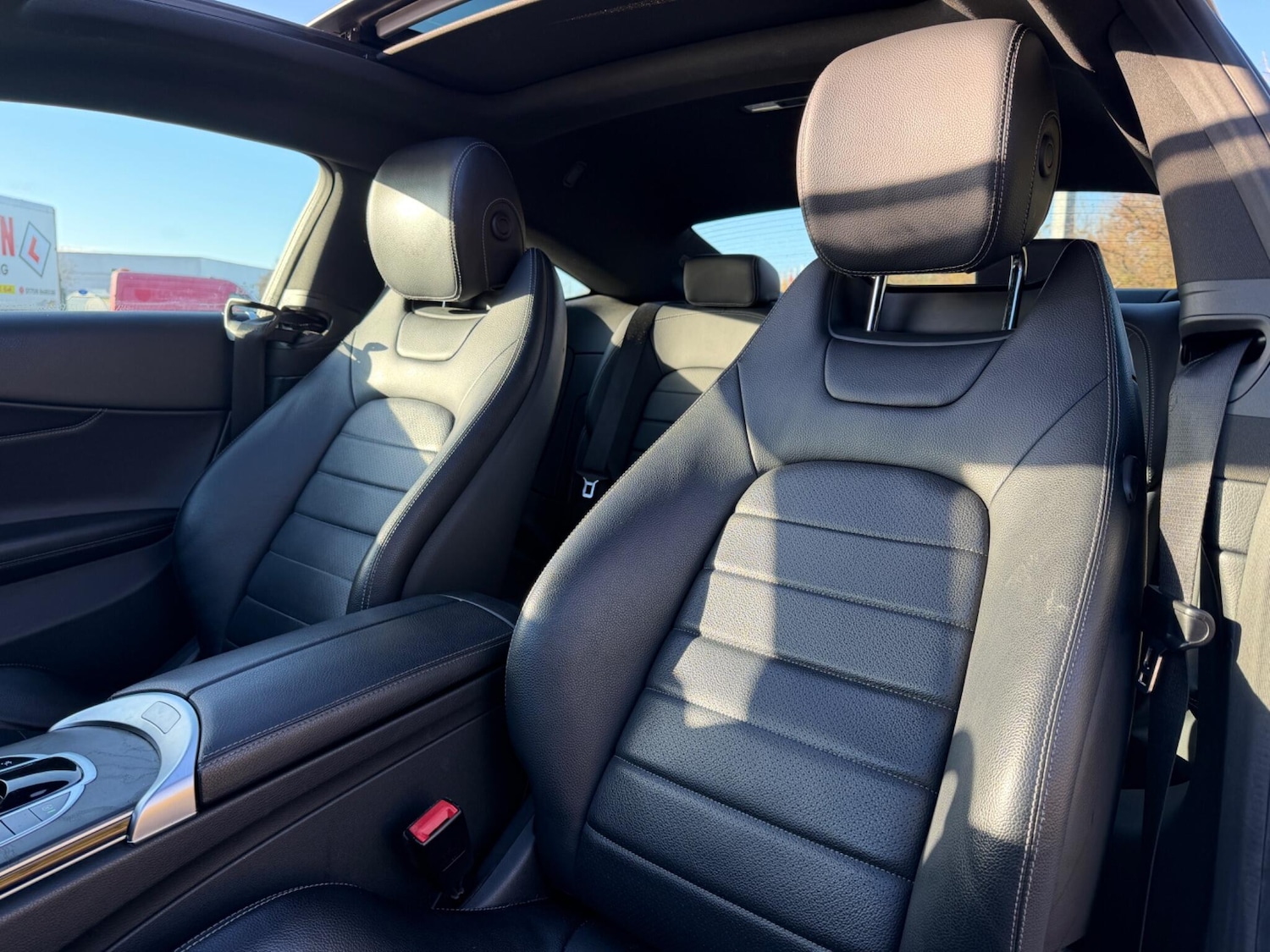 Used Mercedes-Benz C Class 2017 for sale - 76802093: Photo 9