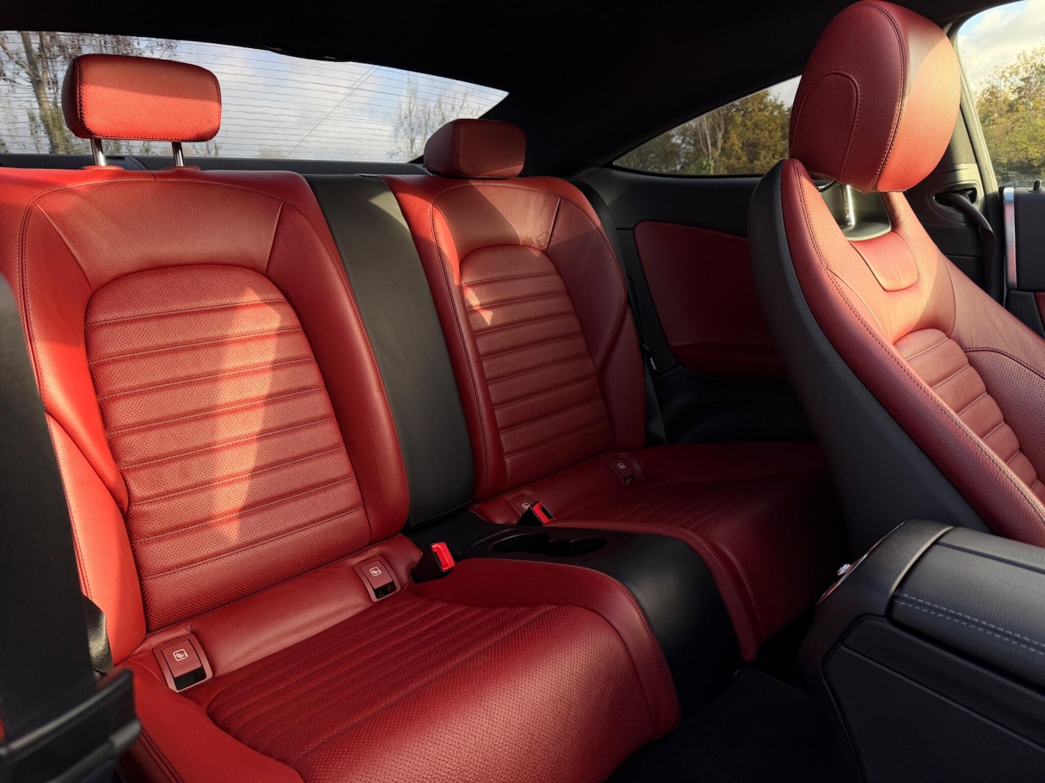 Used Mercedes-Benz C Class 2017 for sale - 76619985: Photo 11