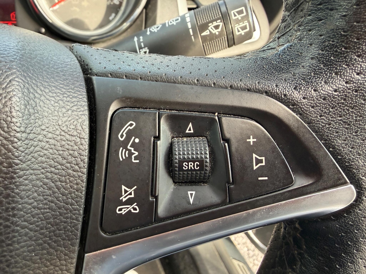 Used Vauxhall Astra 2011 for sale - 76913446: Photo 14