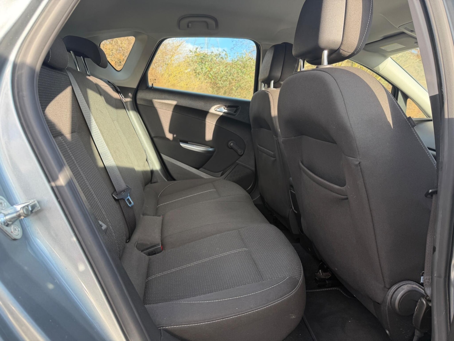 Used Vauxhall Astra 2011 for sale - 76913446: Photo 20