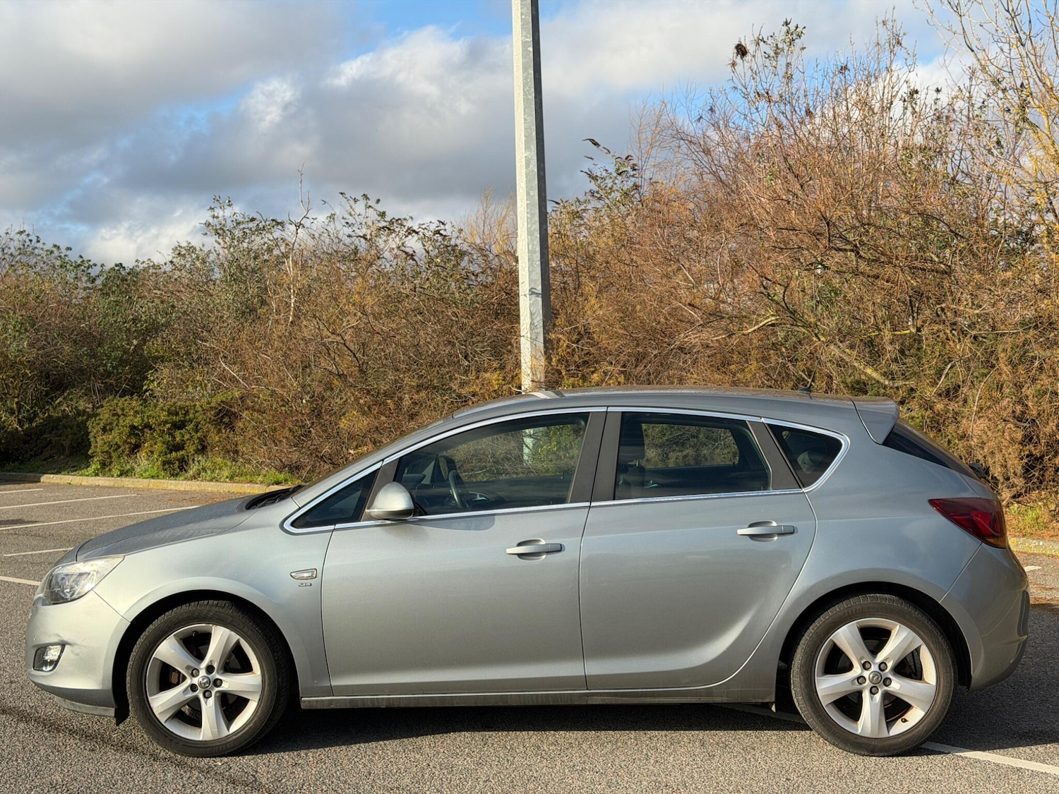 Used Vauxhall Astra 2011 for sale - 76913446: Photo 7