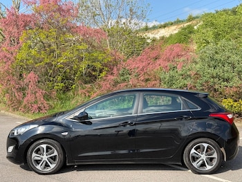 Used Hyundai i30 2015 for sale - 75634331: Photo