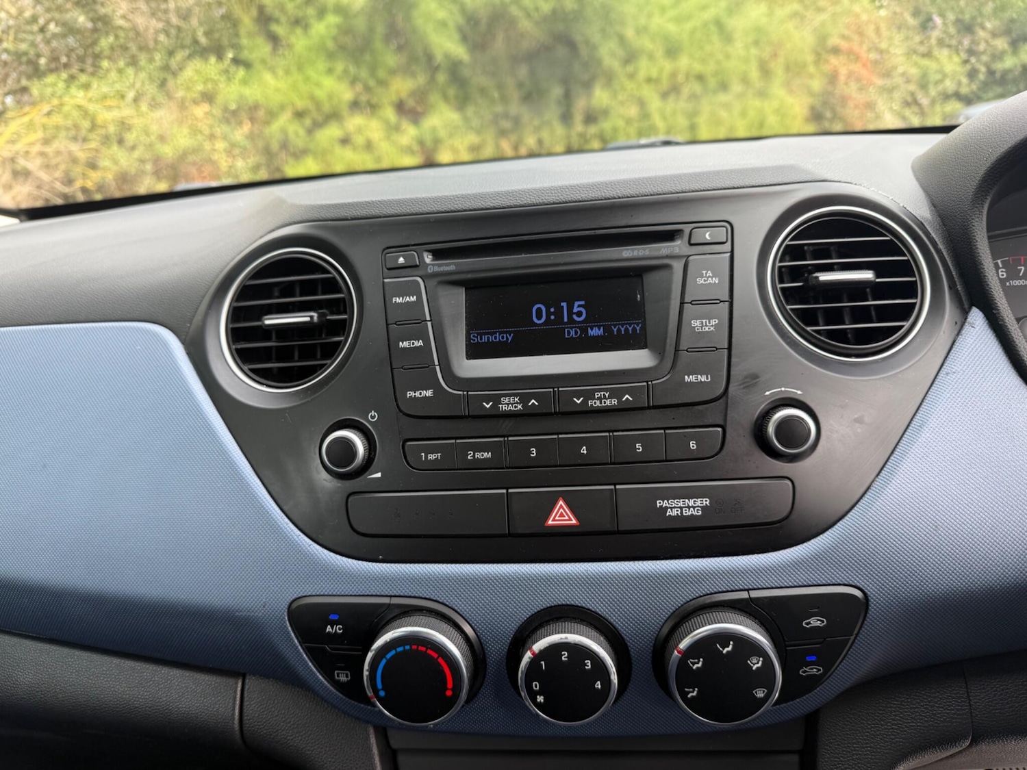 Used Hyundai i10 2015 for sale - 76702425: Photo 16