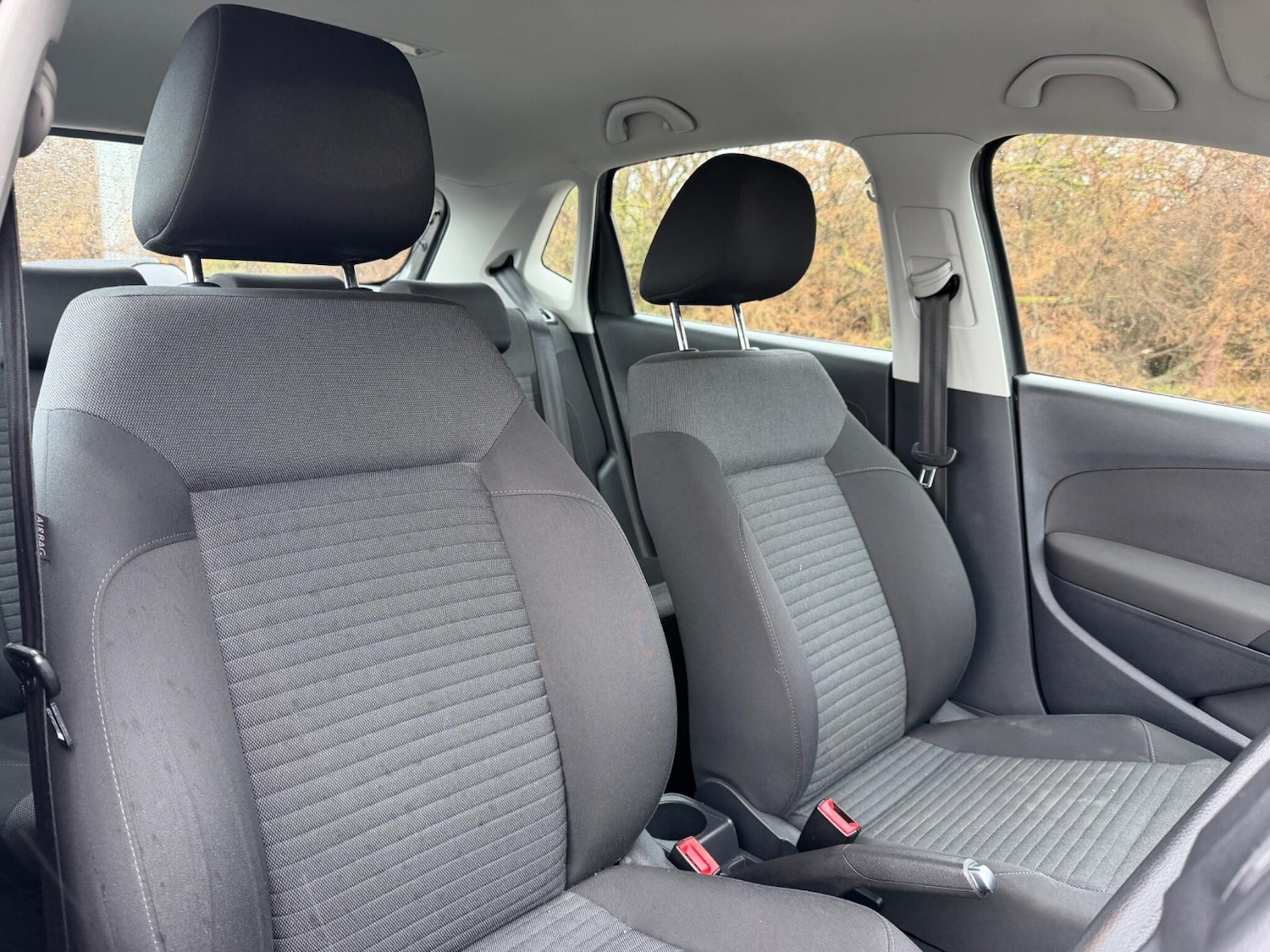 Used Volkswagen Polo 2011 for sale - 76994795: Photo 13