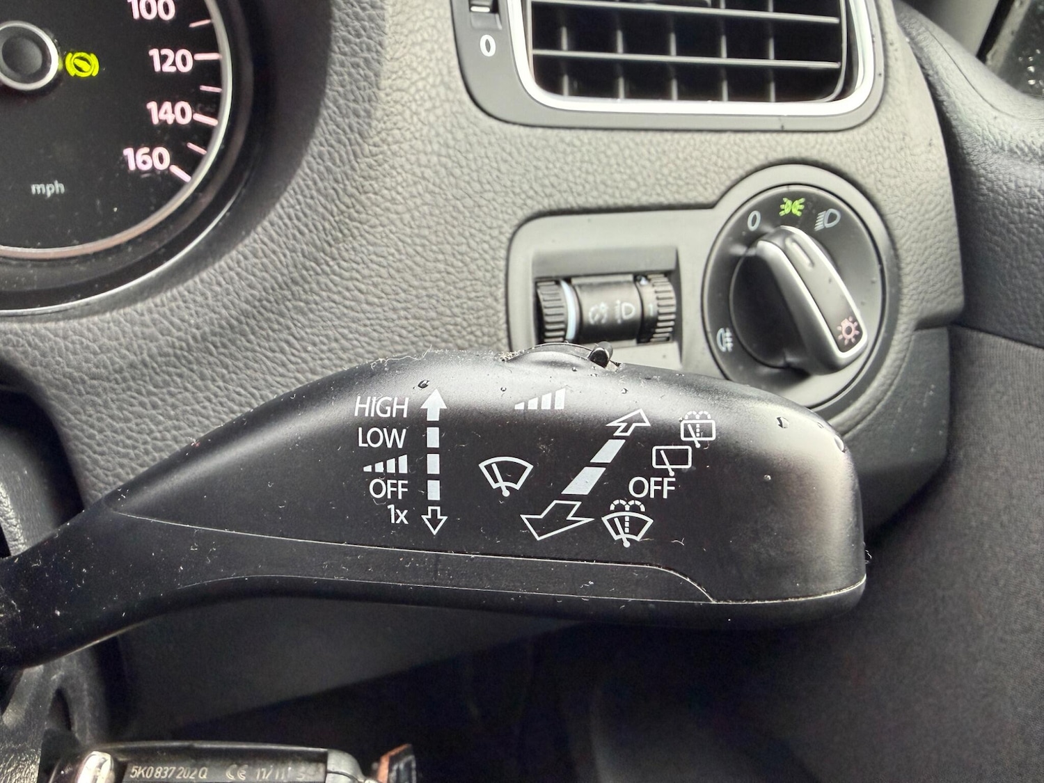 Used Volkswagen Polo 2011 for sale - 76994795: Photo 15