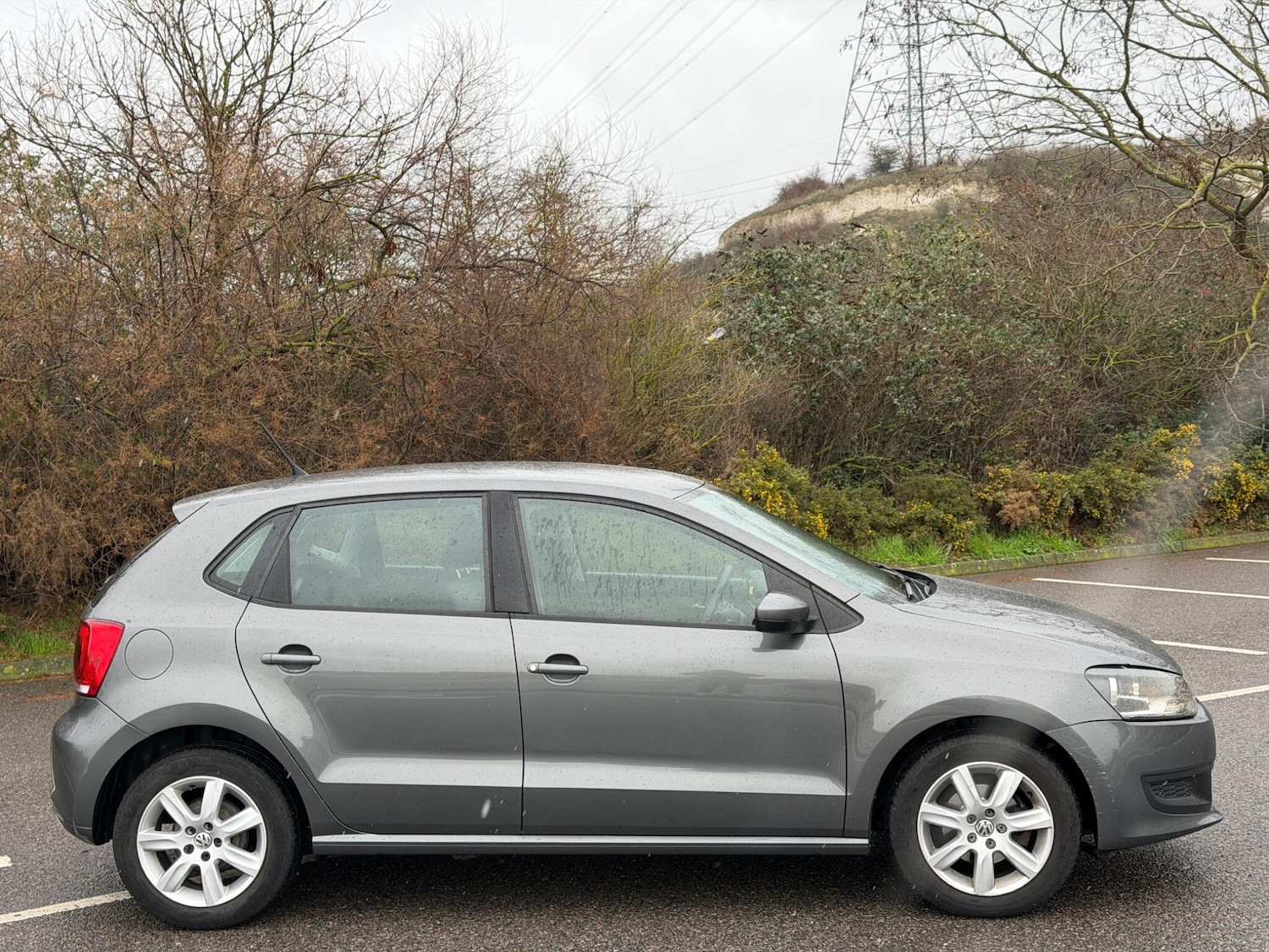 Used Volkswagen Polo 2011 for sale - 76994795: Photo 4