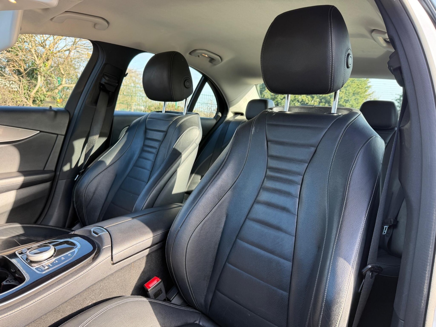 Used Mercedes-Benz E Class 2017 for sale - 77358975: Photo 12