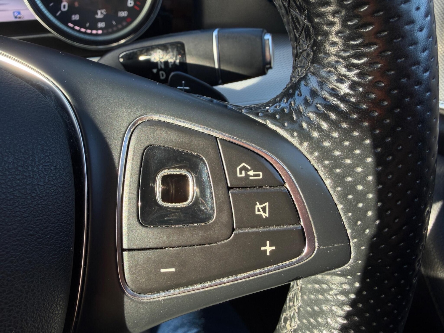 Used Mercedes-Benz E Class 2017 for sale - 77358975: Photo 22