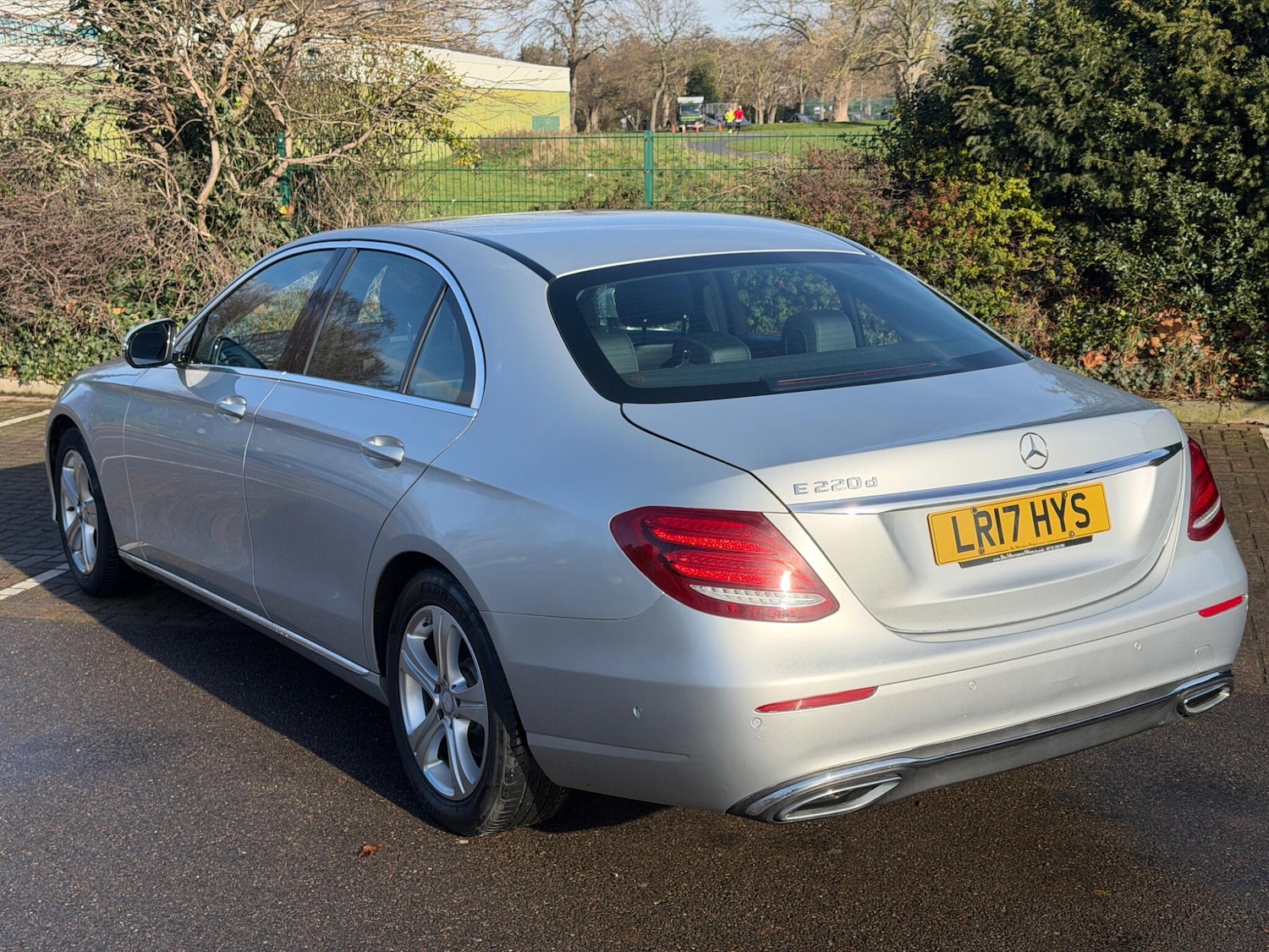 Used Mercedes-Benz E Class 2017 for sale - 77358975: Photo 5