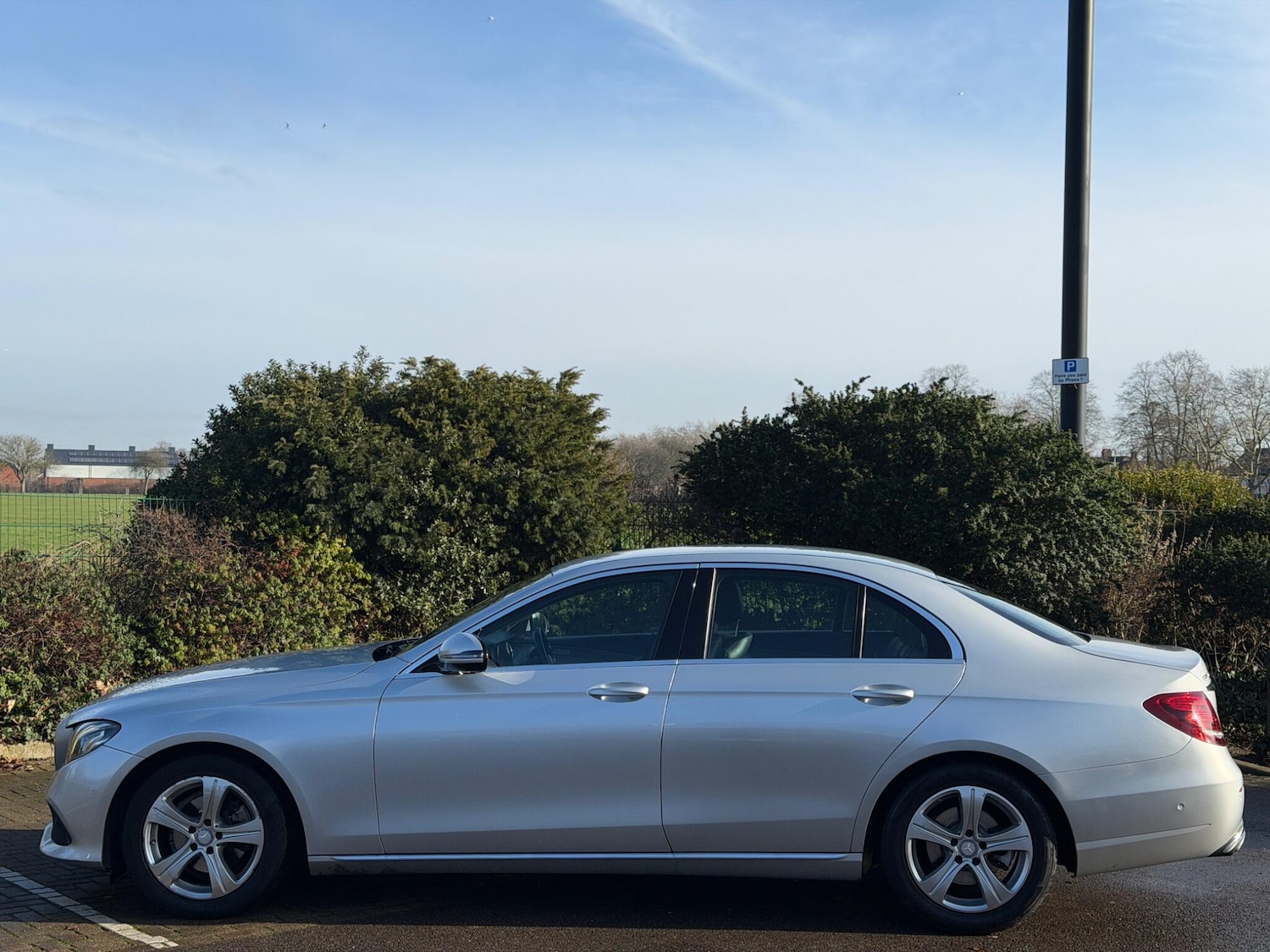 Used Mercedes-Benz E Class 2017 for sale - 77358975: Photo 6