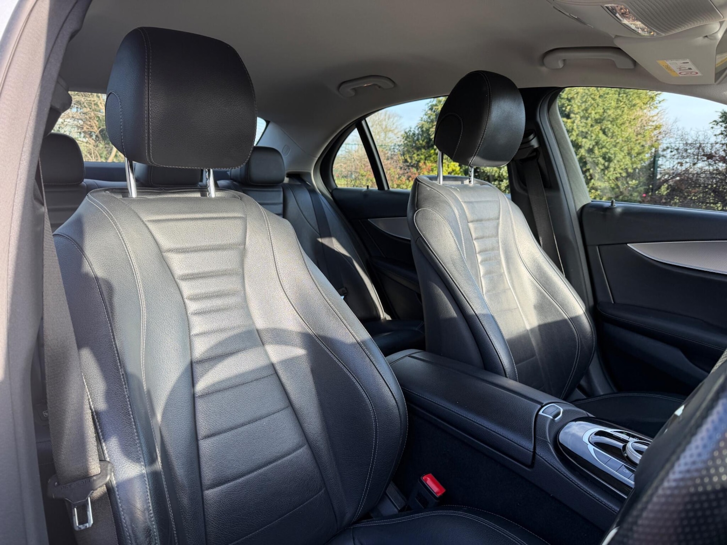 Used Mercedes-Benz E Class 2017 for sale - 77358975: Photo 8