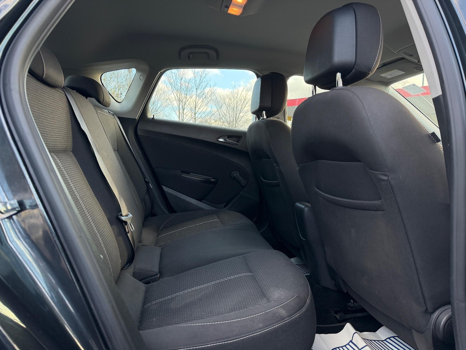 Used Vauxhall Astra 2013 for sale - 77050261: Photo 10