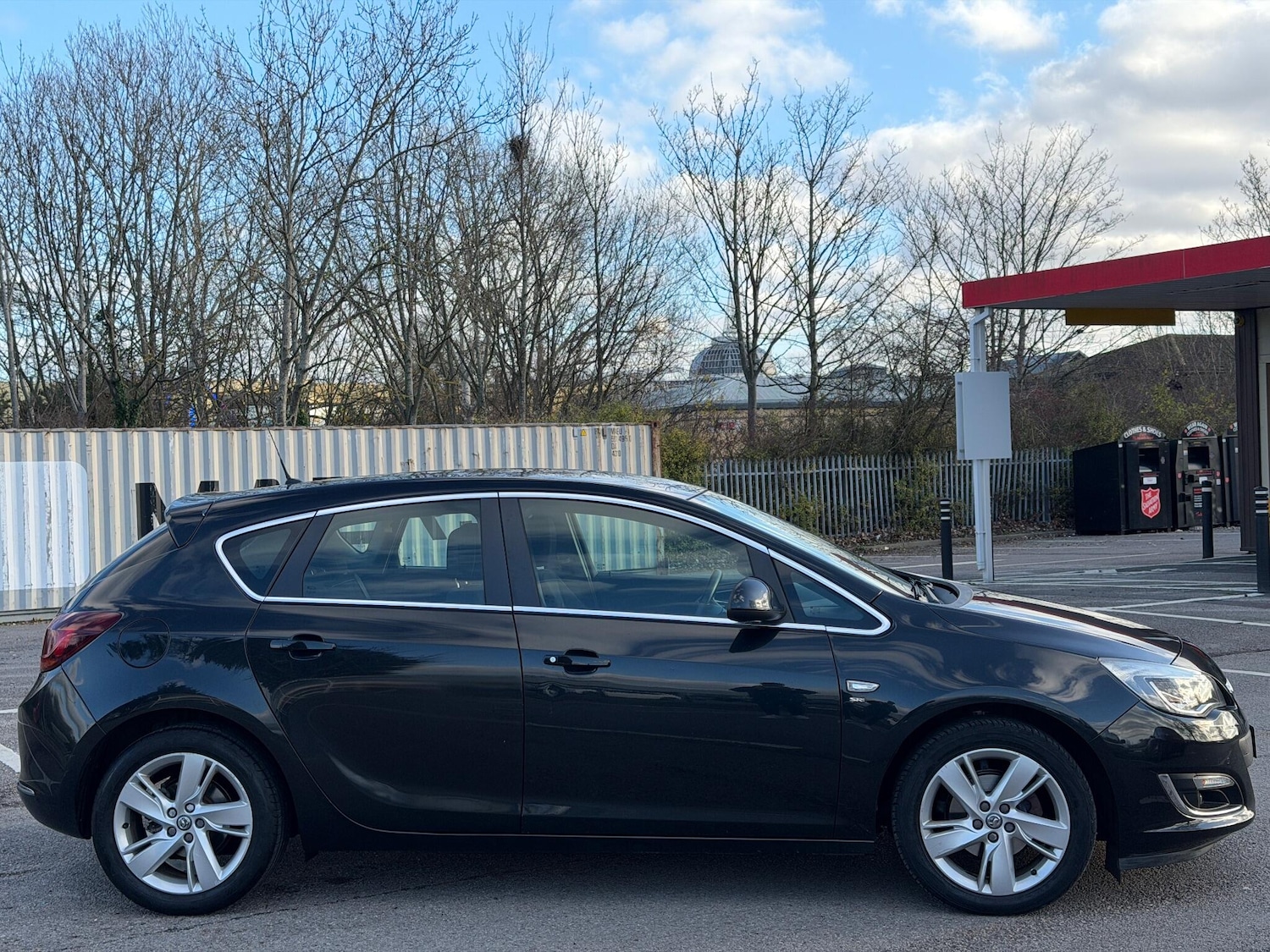 Used Vauxhall Astra 2013 for sale - 77050261: Photo 5