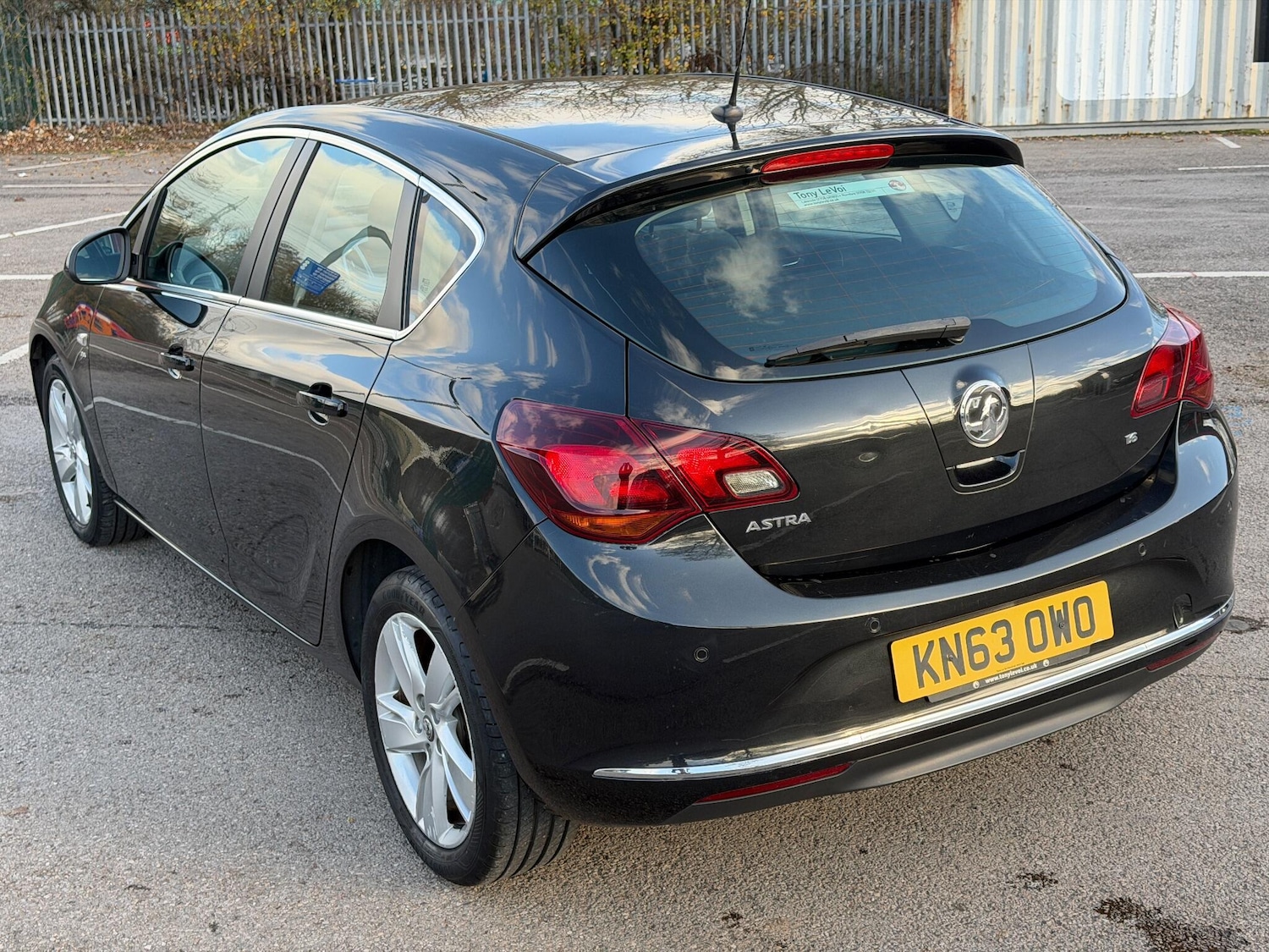 Used Vauxhall Astra 2013 for sale - 77050261: Photo 6