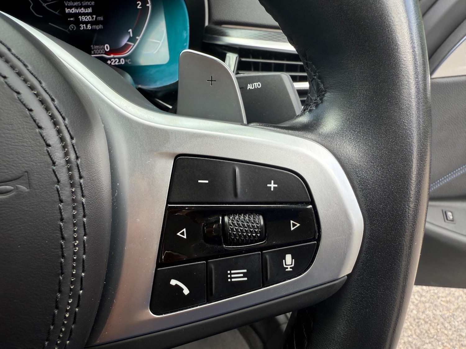 Used BMW 5 Series 2022 for sale - 76690068: Photo 22