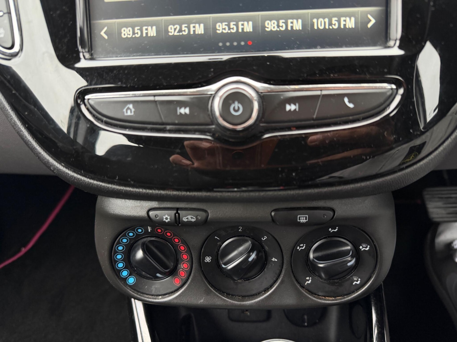 Used Vauxhall Corsa 2016 for sale - 77305380: Photo 10