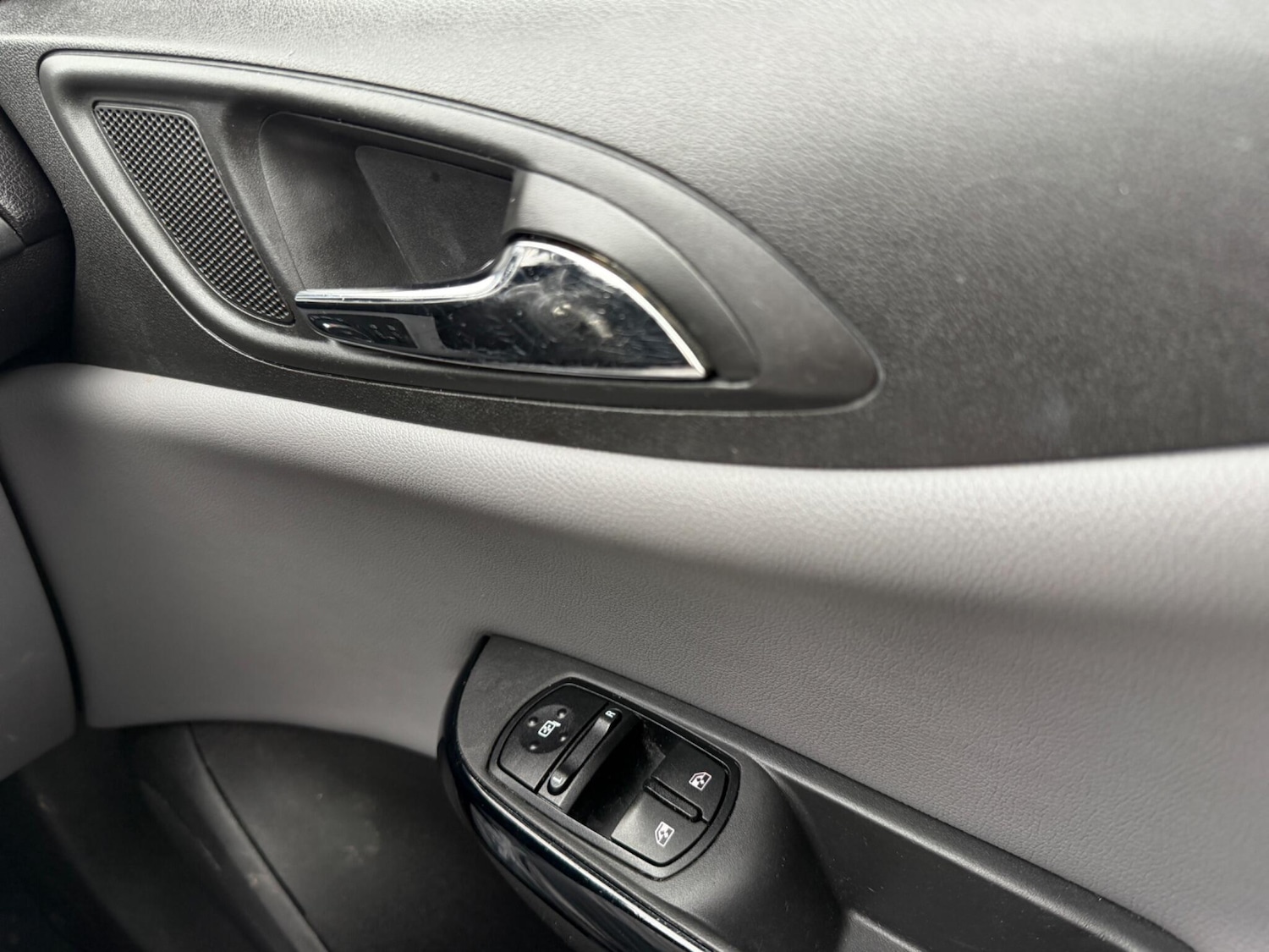 Used Vauxhall Corsa 2016 for sale - 77305380: Photo 22