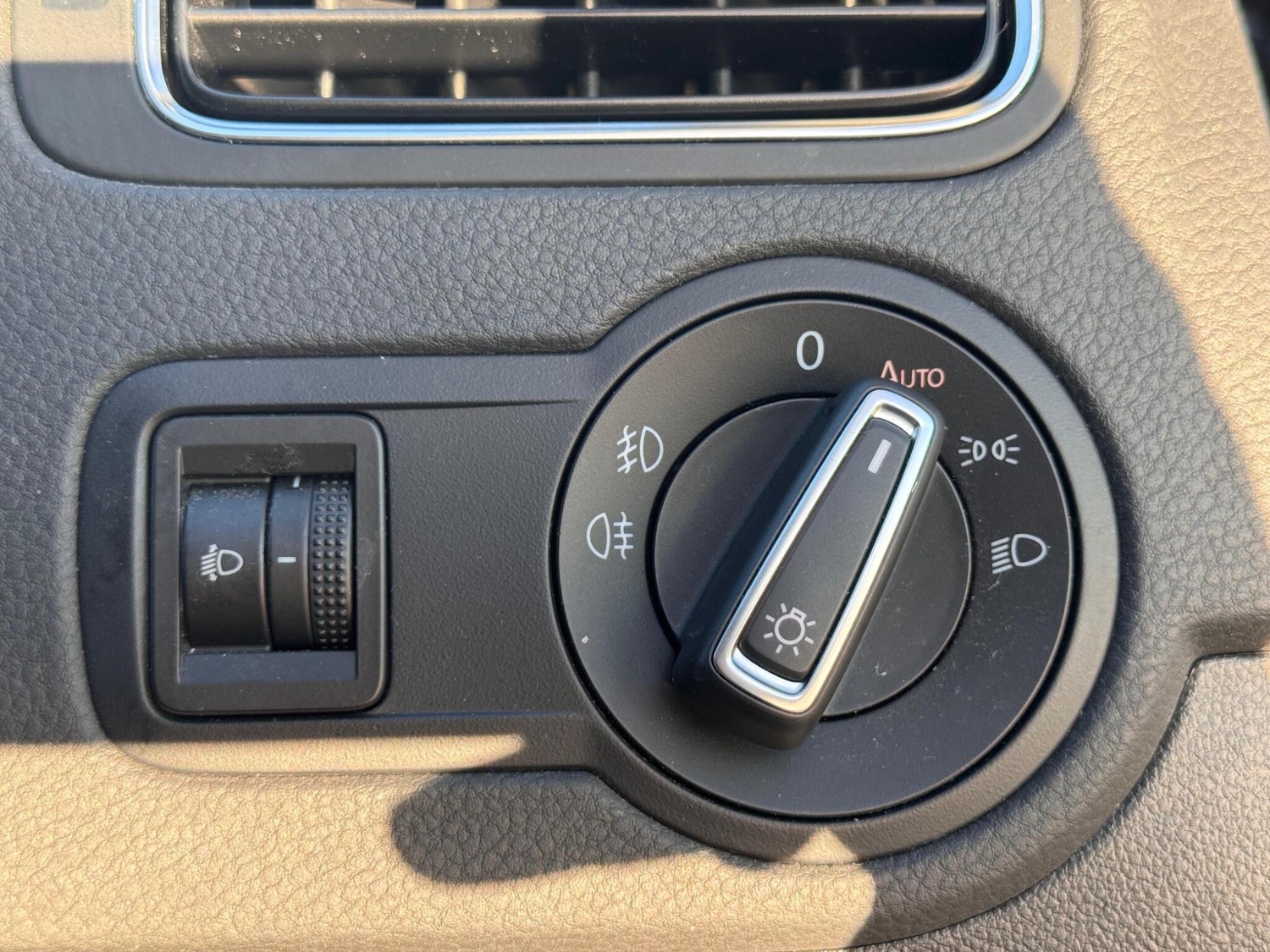 Used Volkswagen Polo 2017 for sale - 77081845: Photo 12