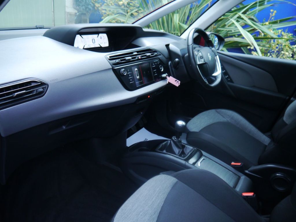 Used Citroen C4 Picasso 2017 for sale - 76469351: Photo 18