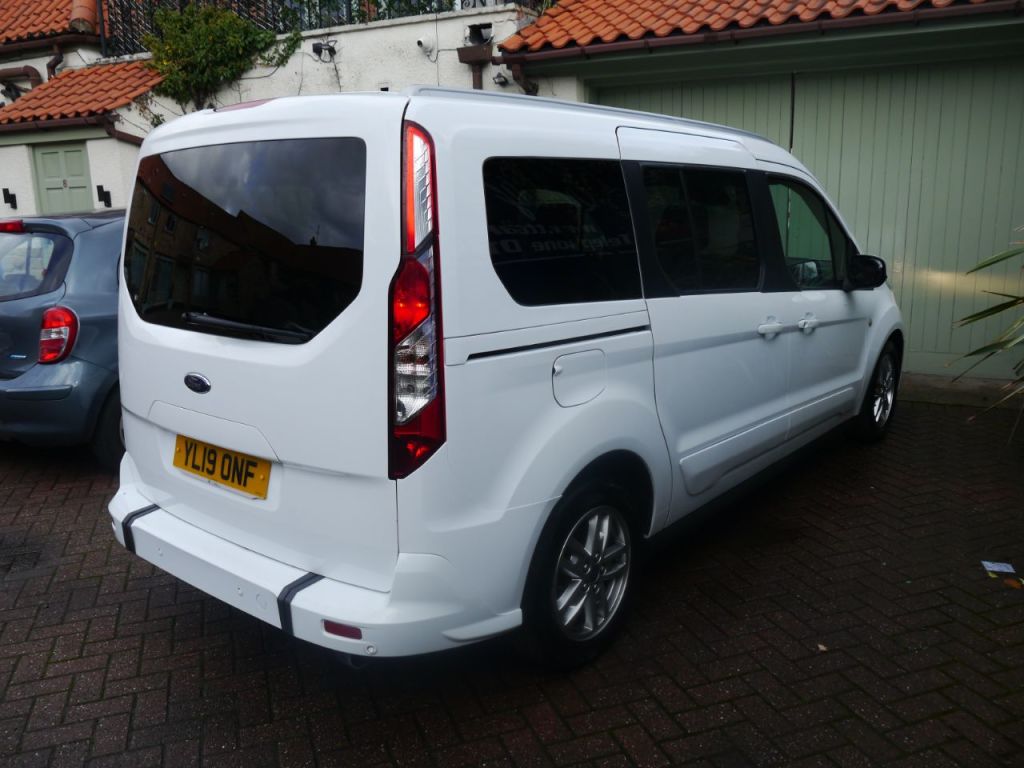Used Ford Grand Tourneo Connect 2019 for sale - 76322763: Photo 11
