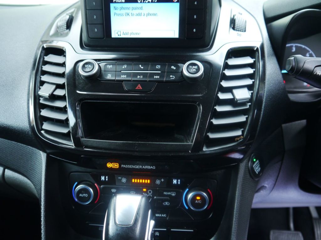 Used Ford Grand Tourneo Connect 2019 for sale - 76322763: Photo 17