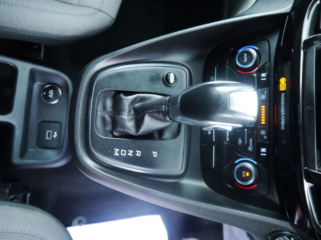 Used Ford Grand Tourneo Connect 2019 for sale - 76322763: Photo 18