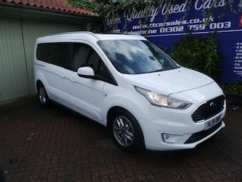 Used Ford Grand Tourneo Connect 2019 for sale - 76322763: Photo
