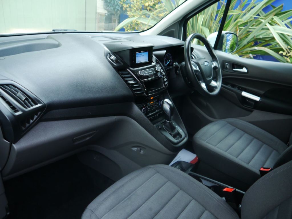 Used Ford Grand Tourneo Connect 2019 for sale - 76322763: Photo 20