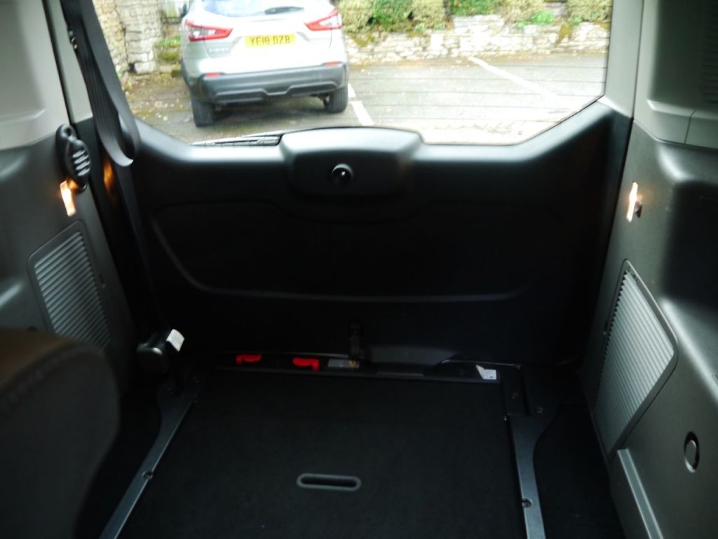 Used Ford Grand Tourneo Connect 2019 for sale - 76322763: Photo 22