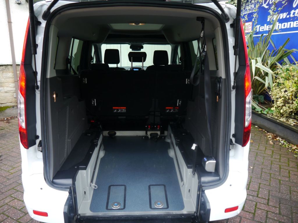 Used Ford Grand Tourneo Connect 2019 for sale - 76322763: Photo 3