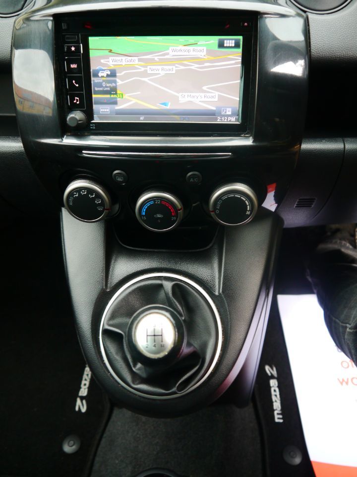 Used Mazda Mazda2 2014 for sale - 78181963: Photo 13