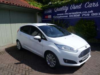 2015 - 1.0 EcoBoost Titanium 5dr