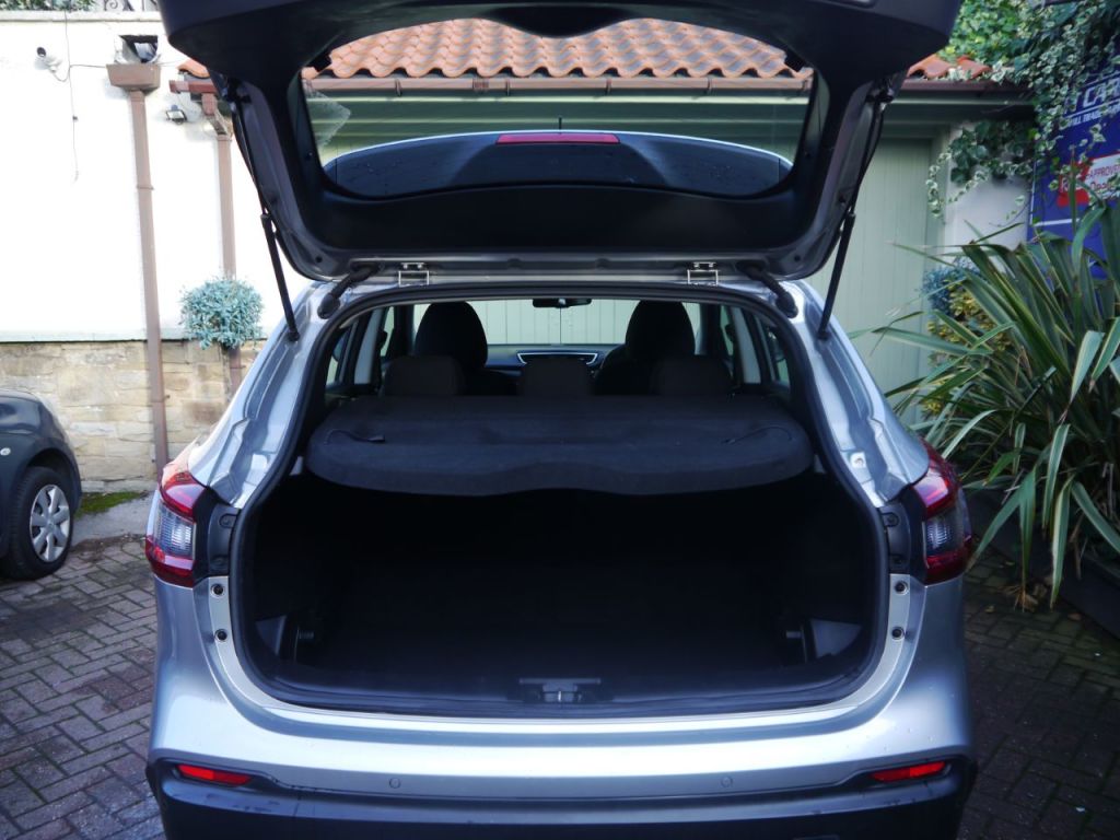 Used Nissan Qashqai 2018 for sale - 76345079: Photo 7