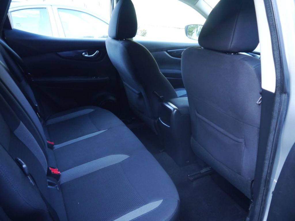 Used Nissan Qashqai 2018 for sale - 76345079: Photo 8